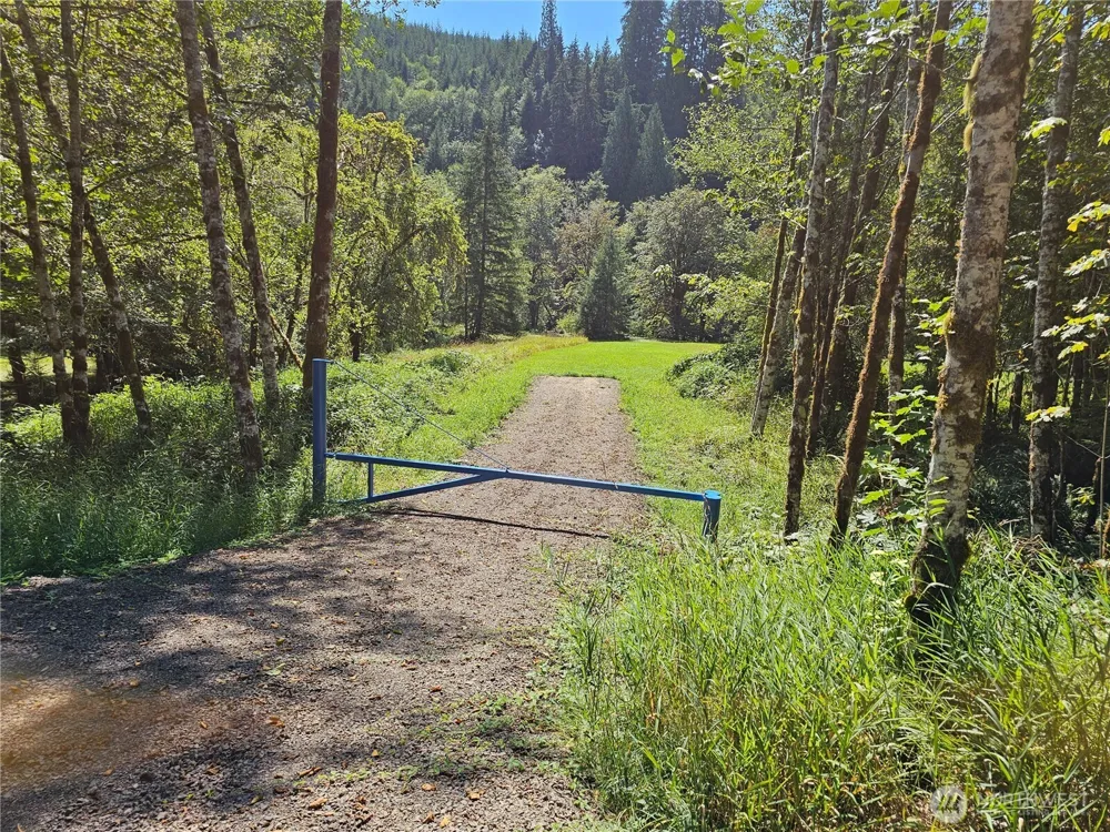 8820 Rose Valley Road Kelso, WA 98626
