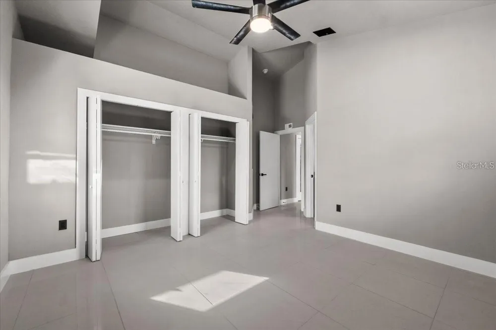 724 W CRESCENT DRIVE Lakeland, FL 33805