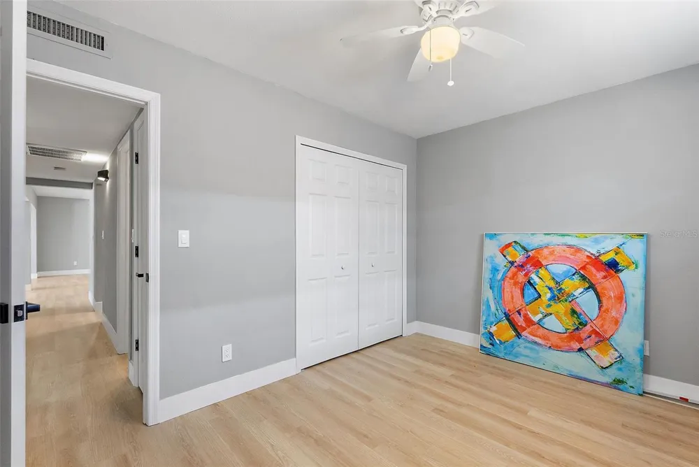 3926 HELENA STREET NE St Petersburg, FL 33703
