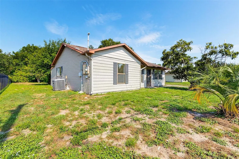 327 HARBOR BOULEVARD Port Charlotte, FL 33954