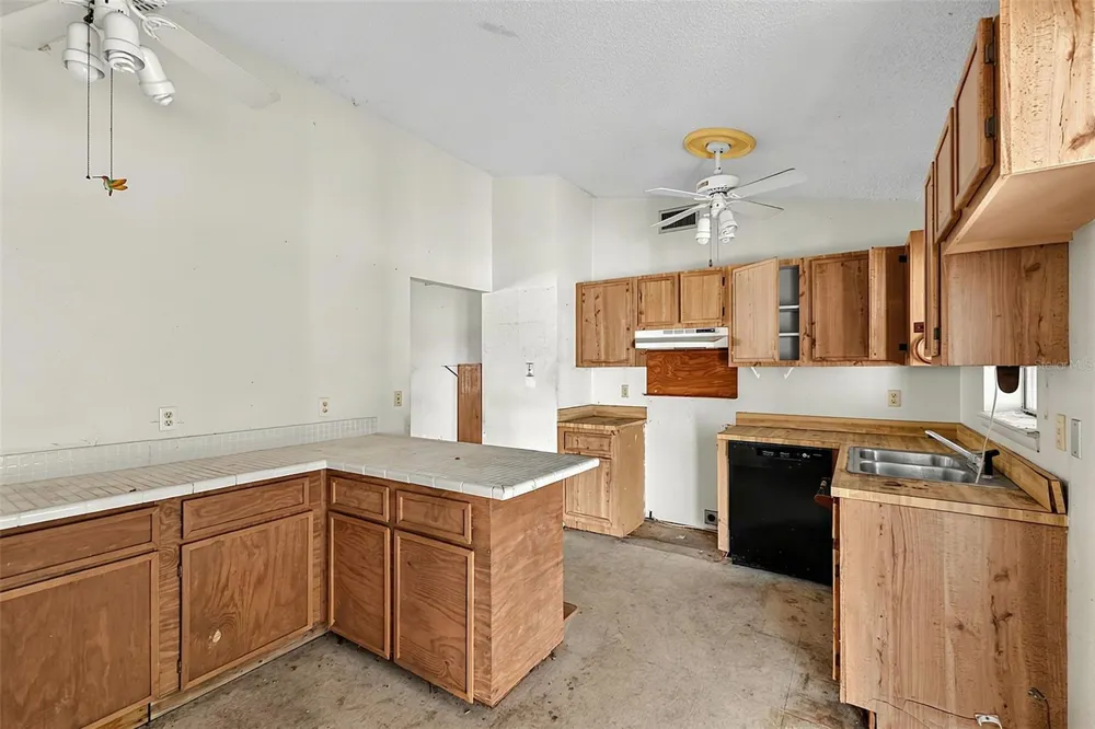 327 HARBOR BOULEVARD Port Charlotte, FL 33954