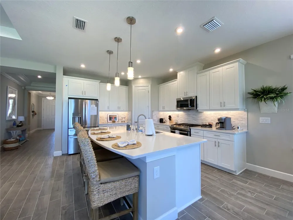 4520 CRESTPOINT WAY Palmetto, FL 34221