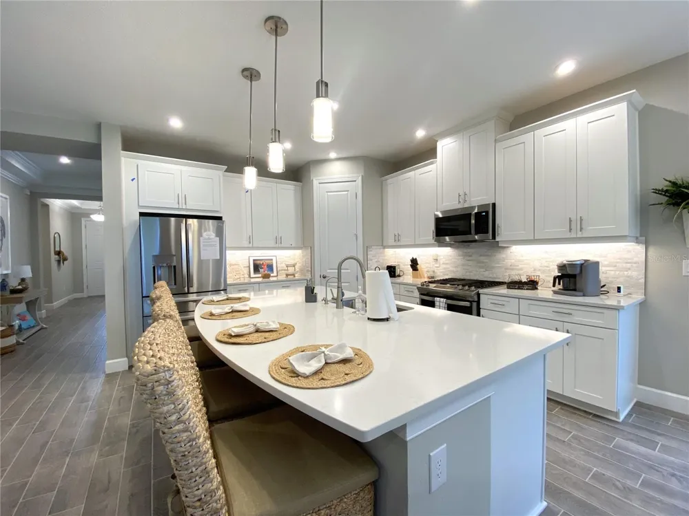 4520 CRESTPOINT WAY Palmetto, FL 34221