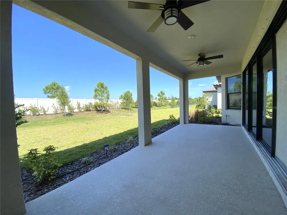 4520 CRESTPOINT WAY Palmetto, FL 34221