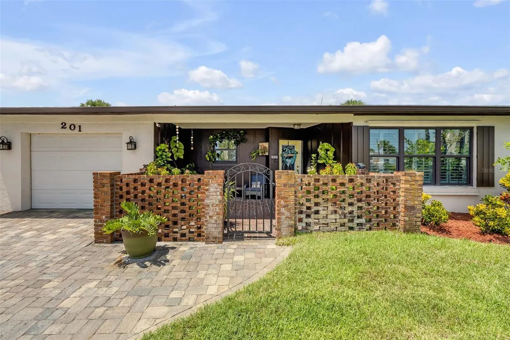 201 S VENETIAN WAY Port Orange, FL 32127