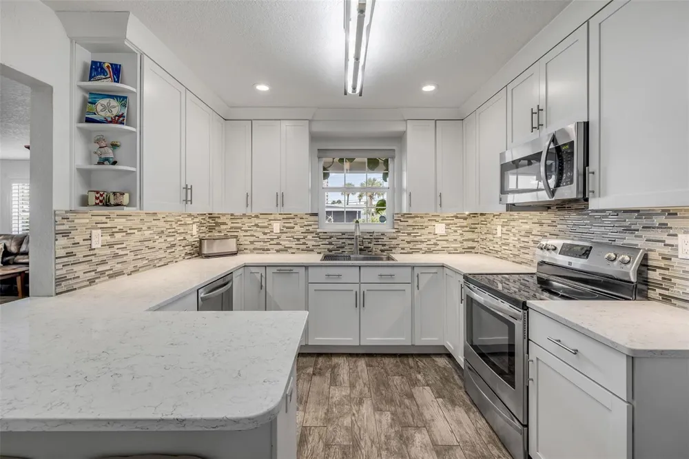 201 S VENETIAN WAY Port Orange, FL 32127