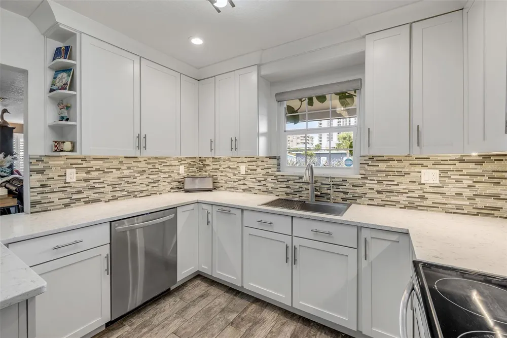 201 S VENETIAN WAY Port Orange, FL 32127