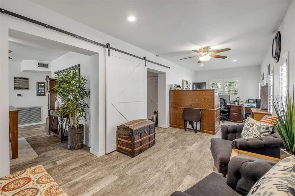 201 S VENETIAN WAY Port Orange, FL 32127