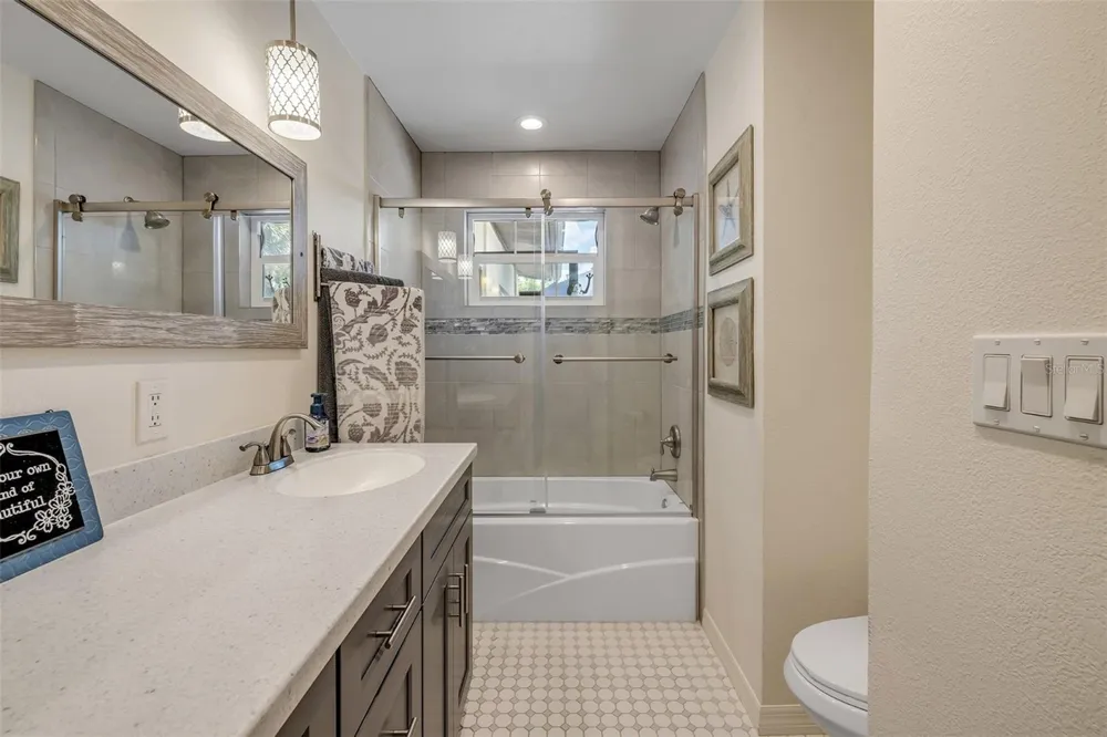 201 S VENETIAN WAY Port Orange, FL 32127