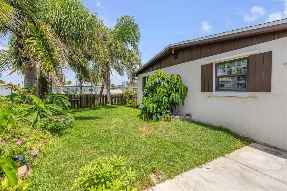 201 S VENETIAN WAY Port Orange, FL 32127