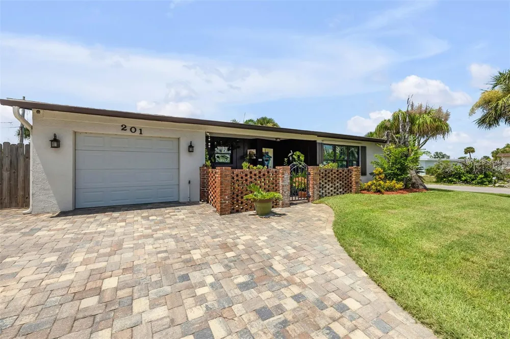 201 S VENETIAN WAY Port Orange, FL 32127
