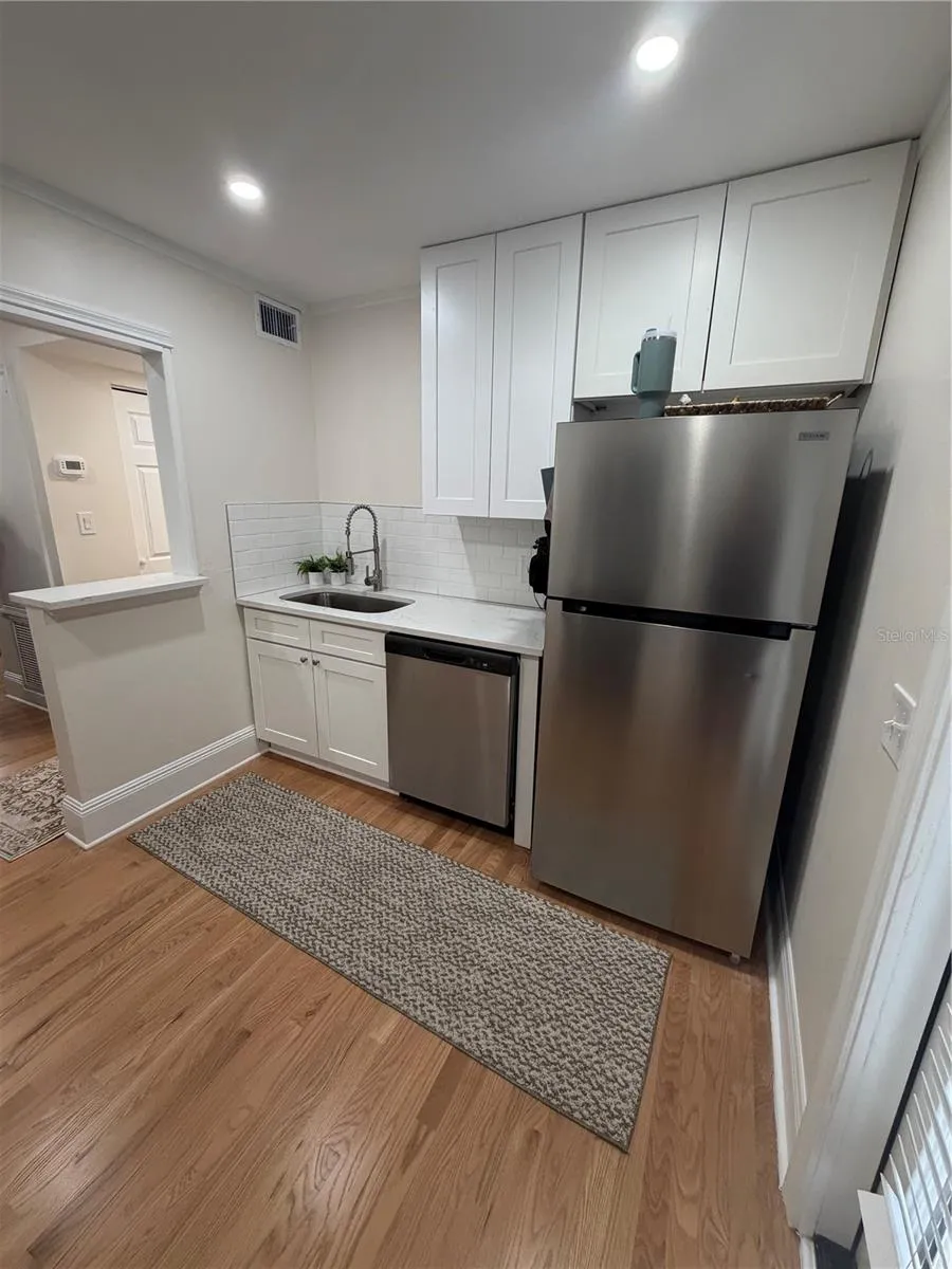 1409 SUNSET DRIVE Winter Park, FL 32789