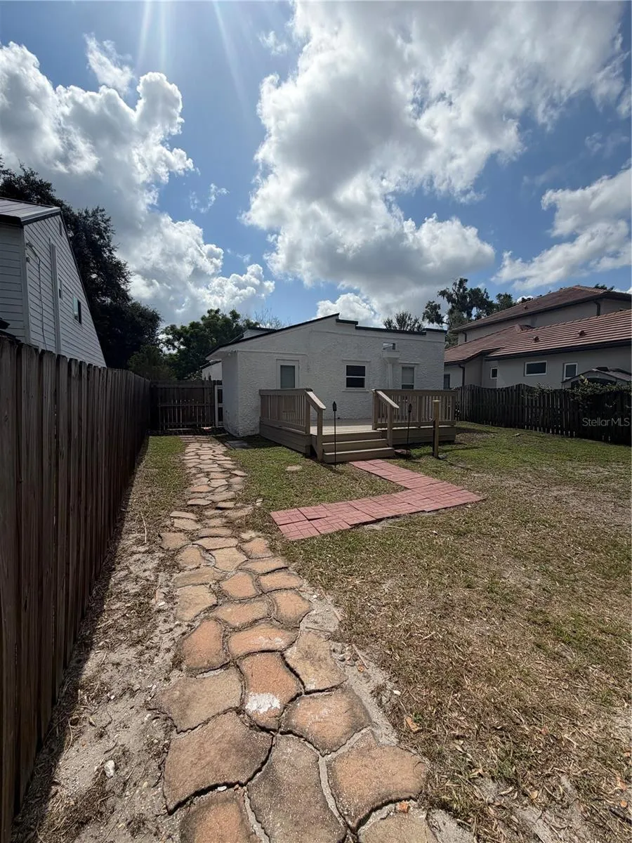 1409 SUNSET DRIVE Winter Park, FL 32789