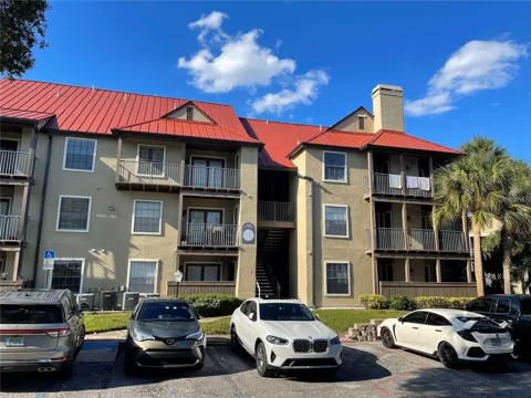 234 AFTON SQUARE #208