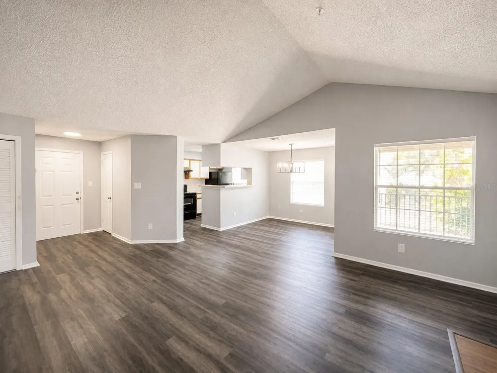 234 AFTON SQUARE #208 Altamonte Springs, FL 32714