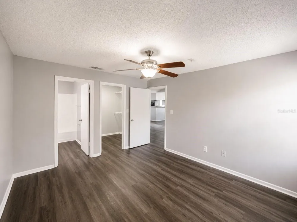 234 AFTON SQUARE #208 Altamonte Springs, FL 32714