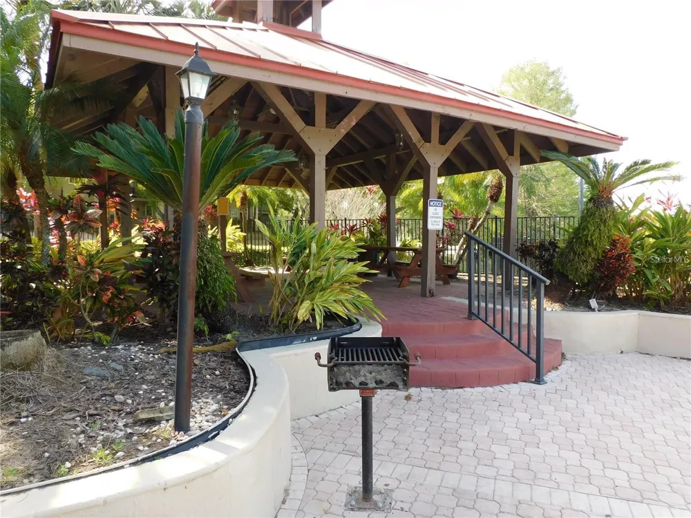 234 AFTON SQUARE #208 Altamonte Springs, FL 32714