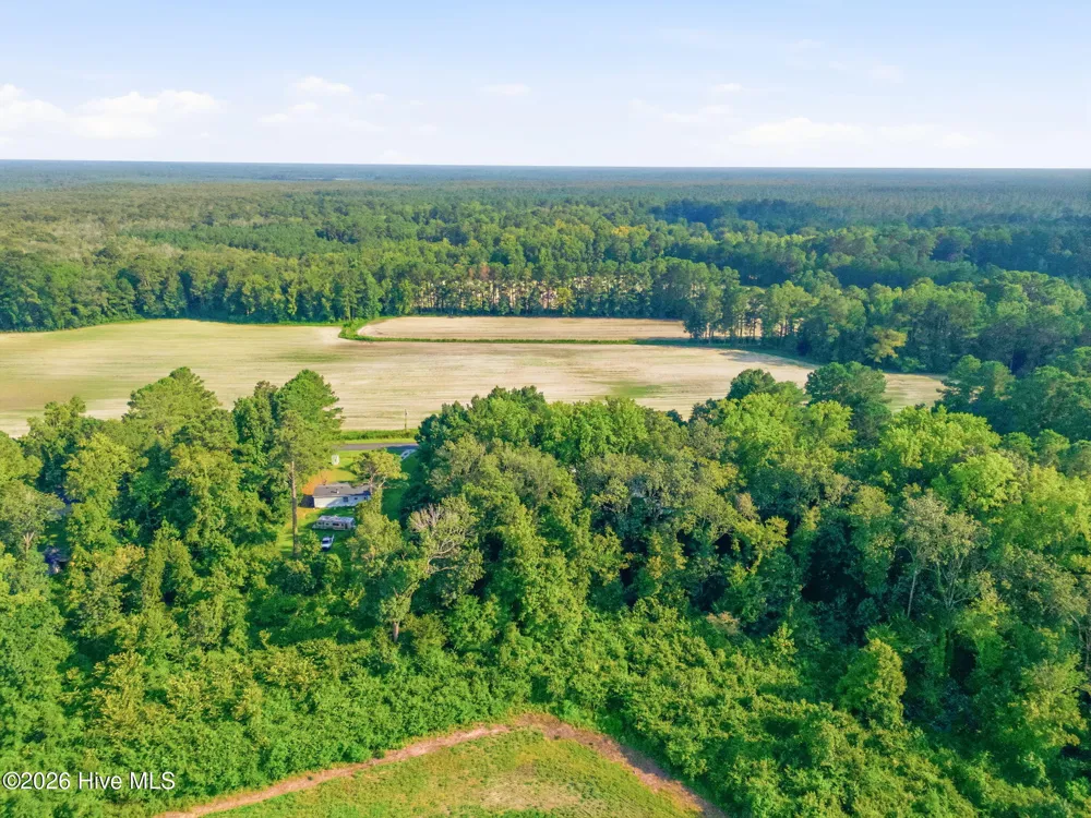 704 Gordon Lewis Drive SE Winnabow, NC 28479