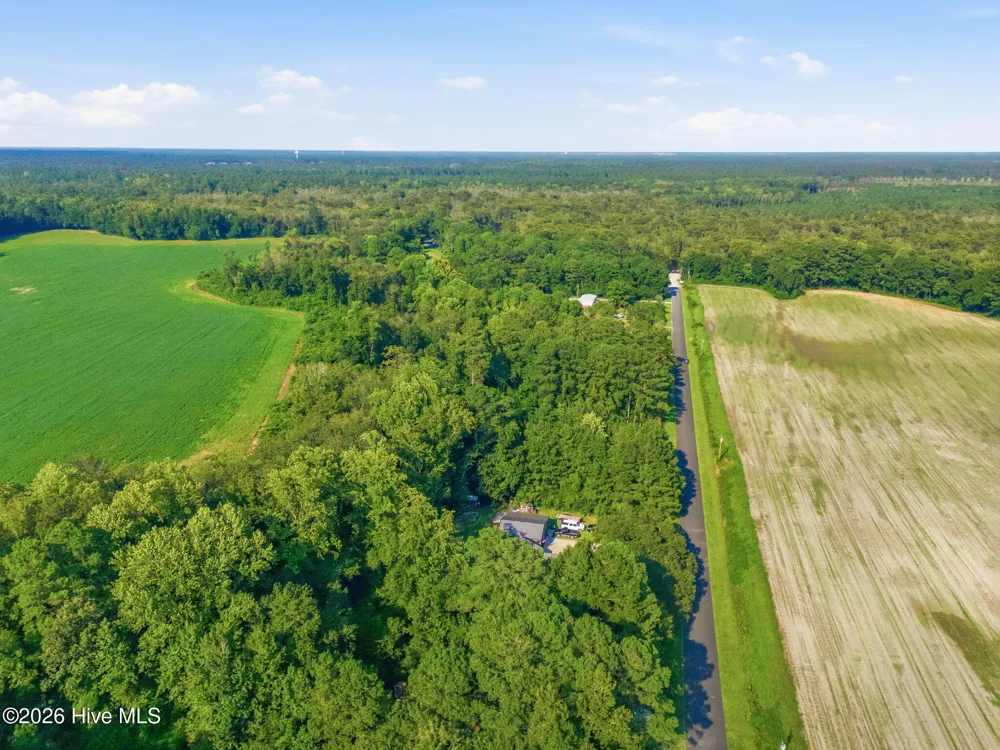 704 Gordon Lewis Drive SE Winnabow, NC 28479