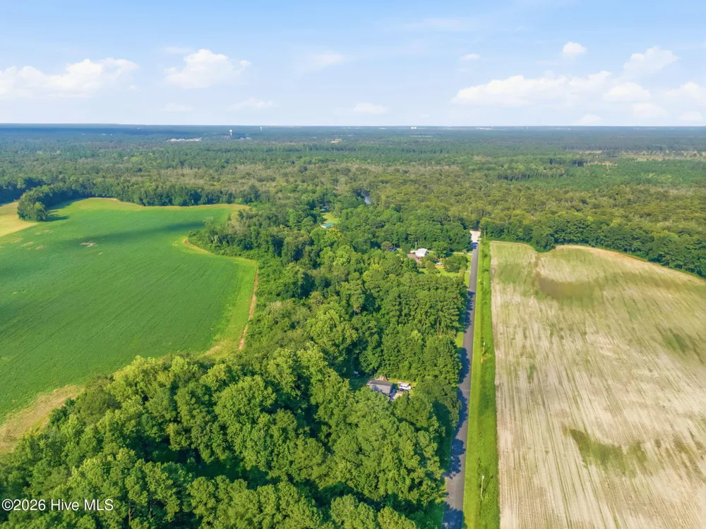 704 Gordon Lewis Drive SE Winnabow, NC 28479