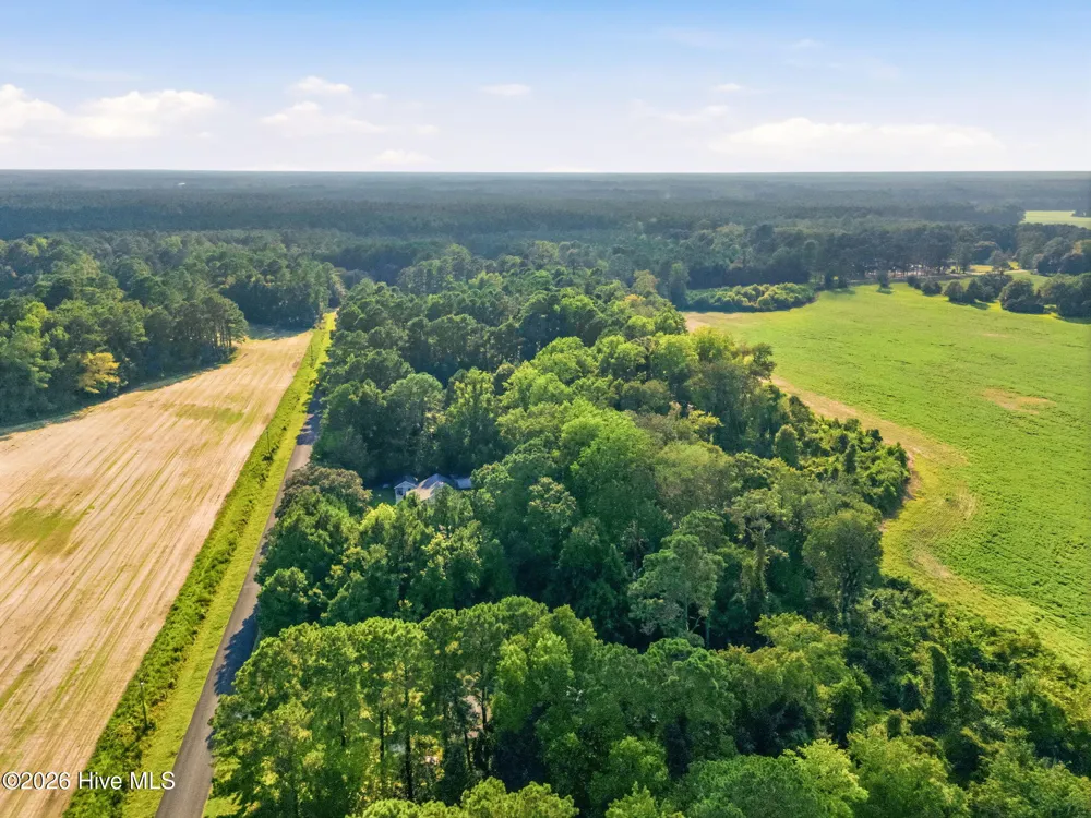 704 Gordon Lewis Drive SE Winnabow, NC 28479