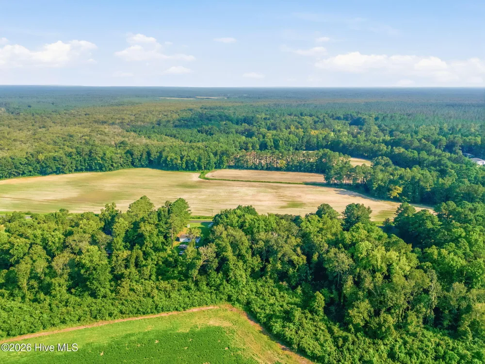 704 Gordon Lewis Drive SE Winnabow, NC 28479