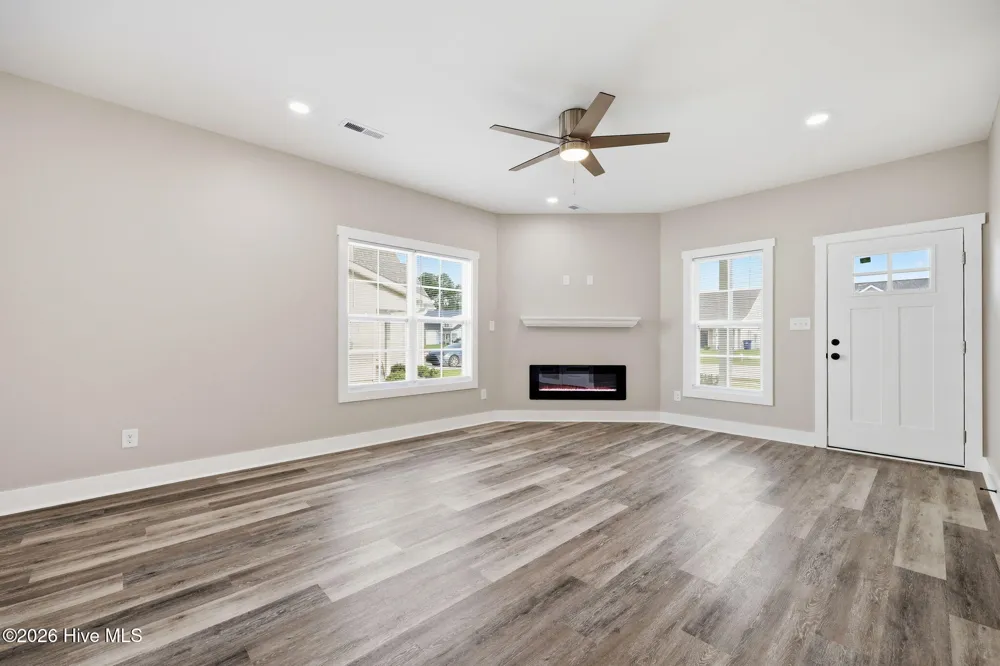 649 Abigail Taylor Drive #B Greenville, NC 27834