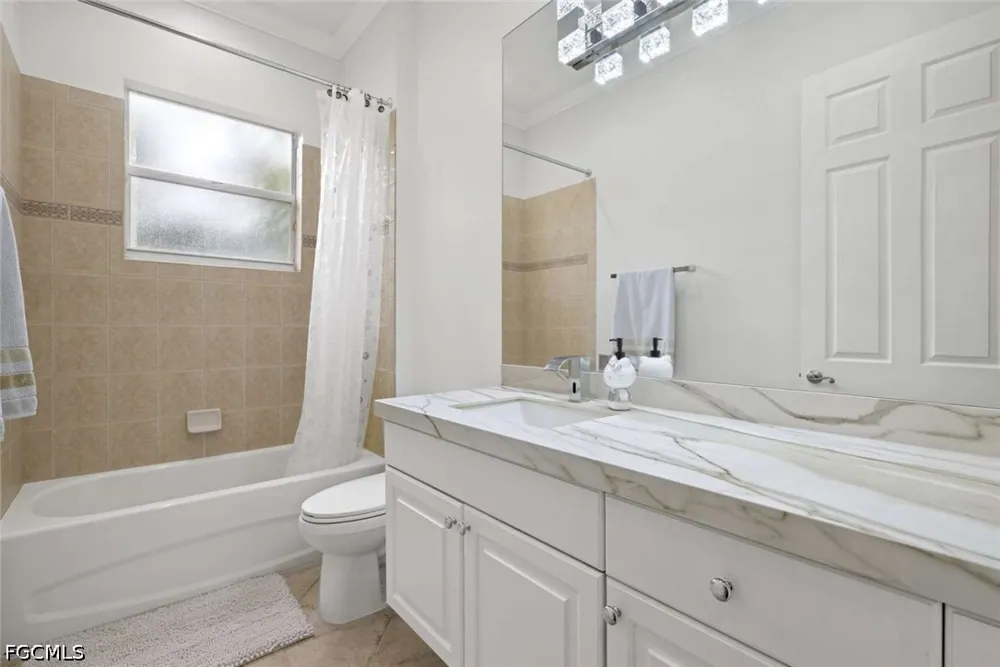 Bergamo Way #201 Fort Myers, FL 33966