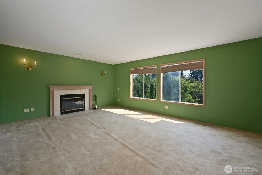 4407 30th Avenue W Seattle, WA 98199
