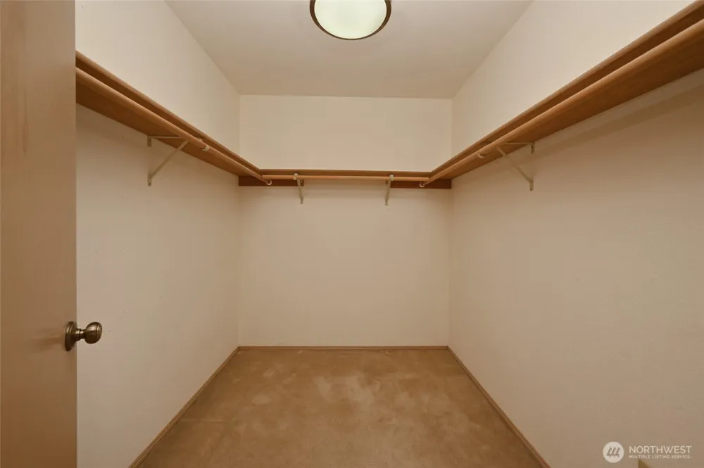4407 30th Avenue W Seattle, WA 98199