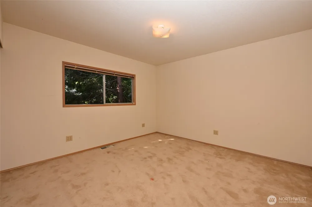 4407 30th Avenue W Seattle, WA 98199