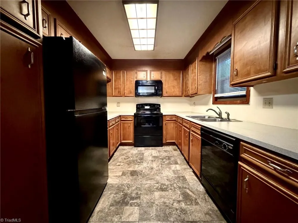 103 Aspen Court Winston-Salem, NC 27106