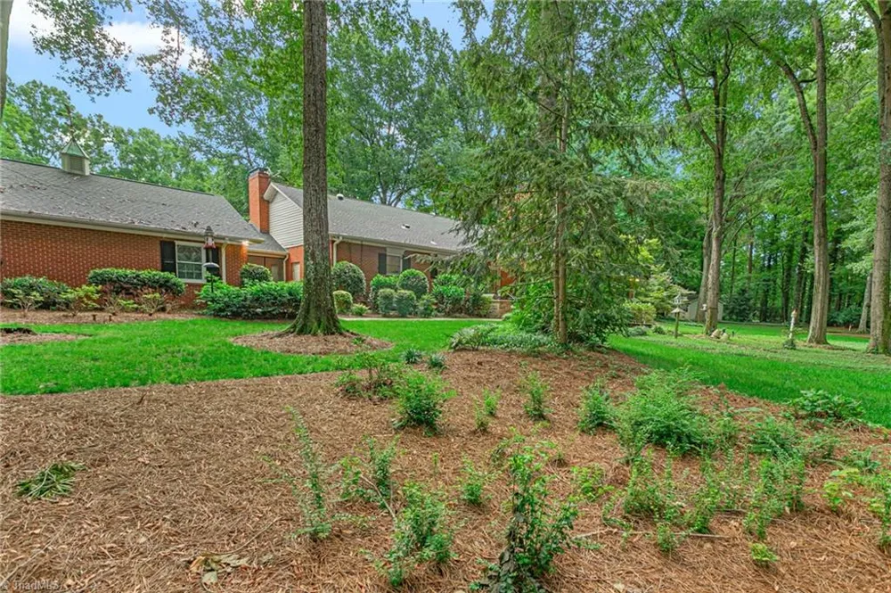 3036 Fairway Drive Burlington, NC 27215