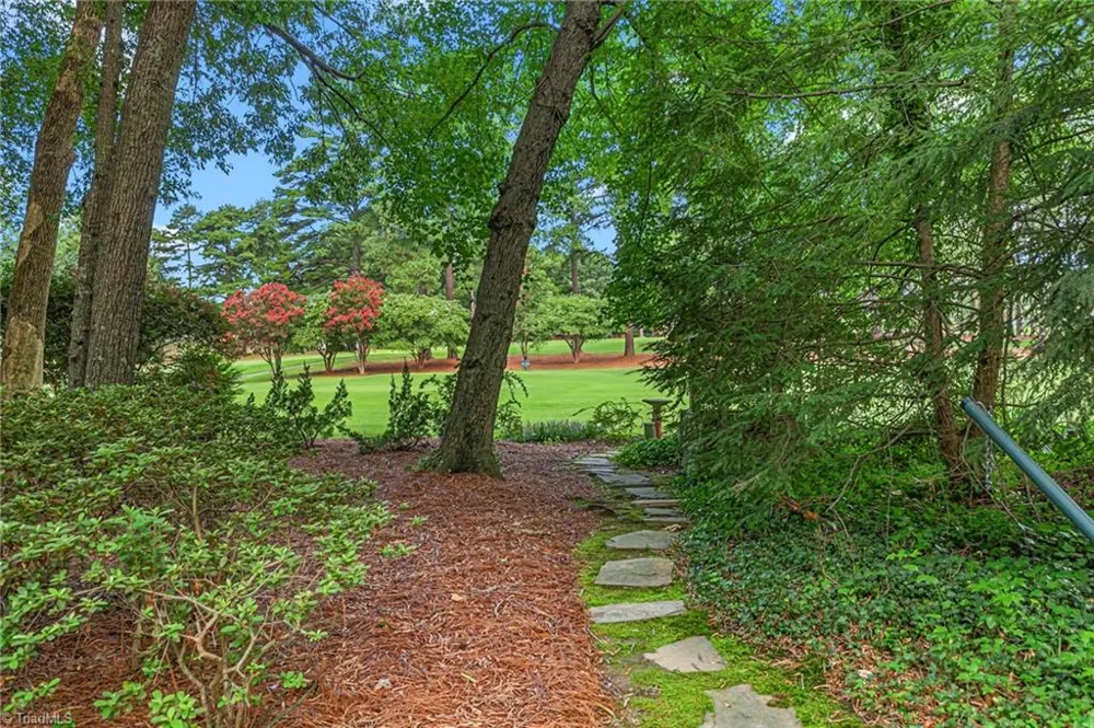 3036 Fairway Drive Burlington, NC 27215
