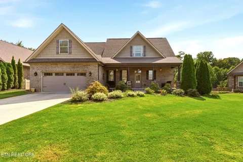 103 Crest Pointe Lane