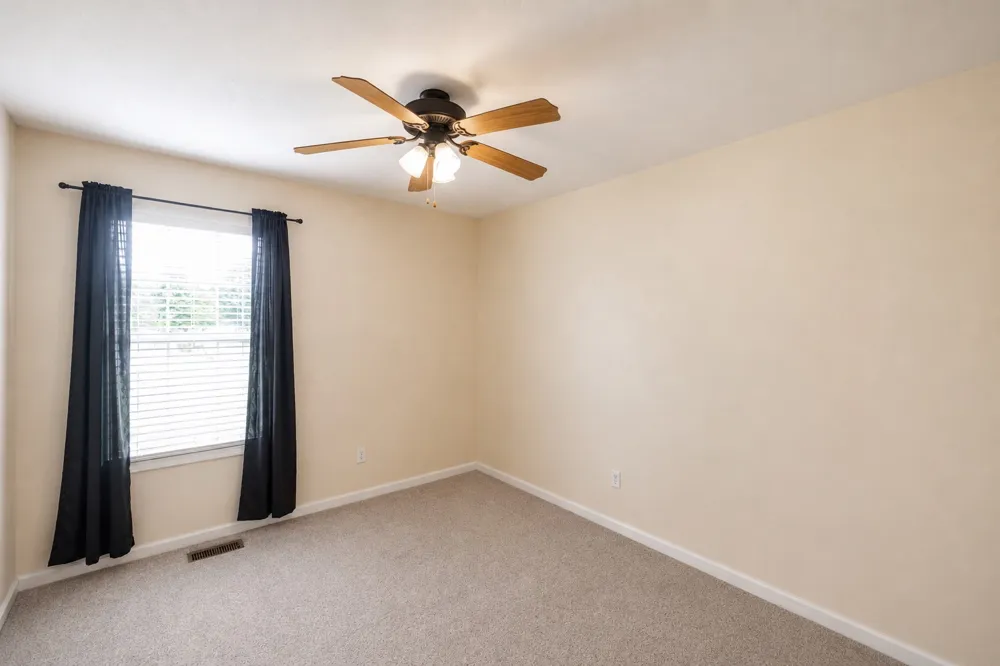 1008 E Evelyn Ct Portland, TN 37148