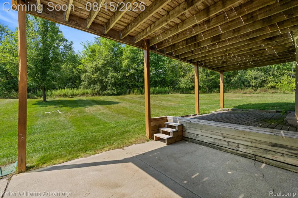 12793 Carolyn Way Springfield Charter Township, MI 48350