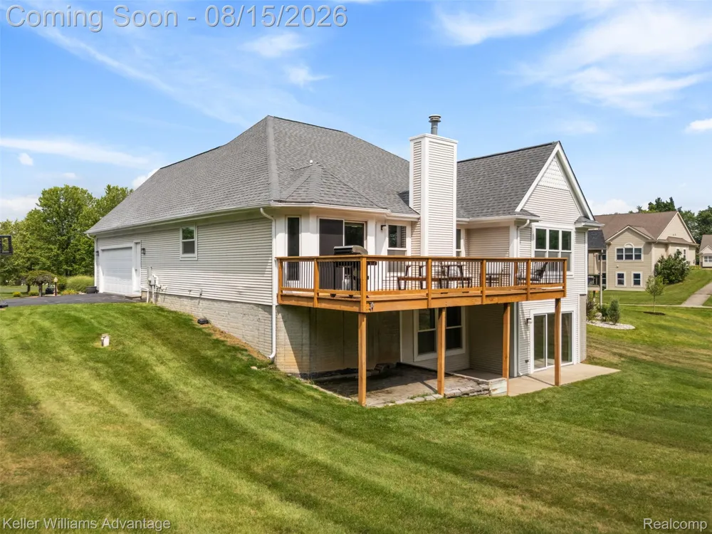 12793 Carolyn Way Springfield Charter Township, MI 48350