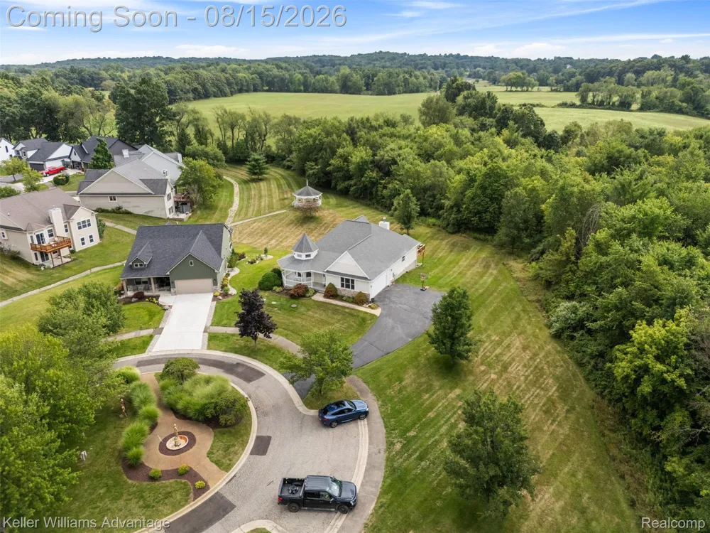 12793 Carolyn Way Springfield Charter Township, MI 48350