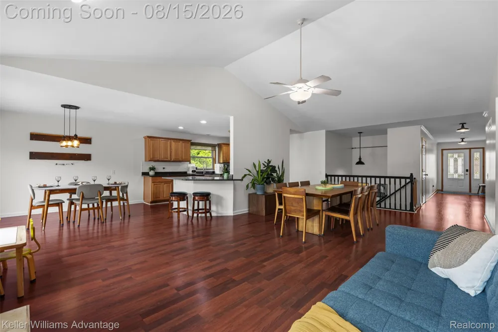 12793 Carolyn Way Springfield Charter Township, MI 48350
