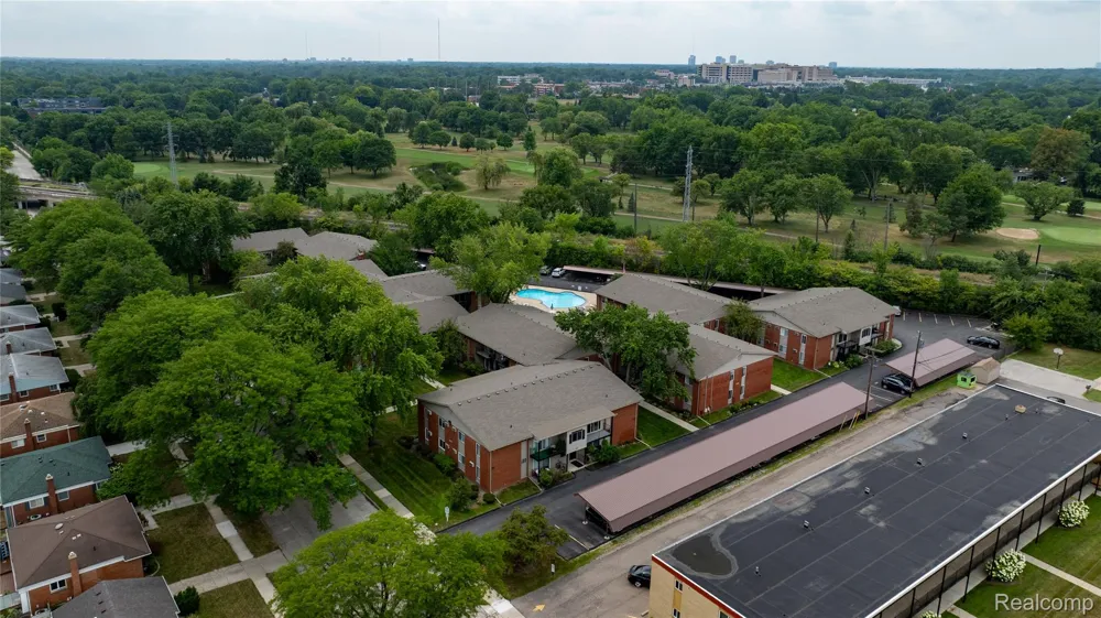 4009 Benjamin Avenue Royal Oak City, MI 48073