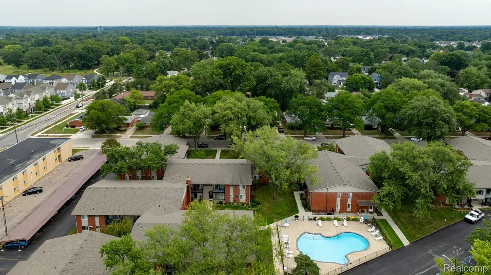 4009 Benjamin Avenue Royal Oak City, MI 48073