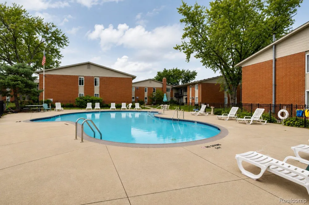 4009 Benjamin Avenue Royal Oak City, MI 48073
