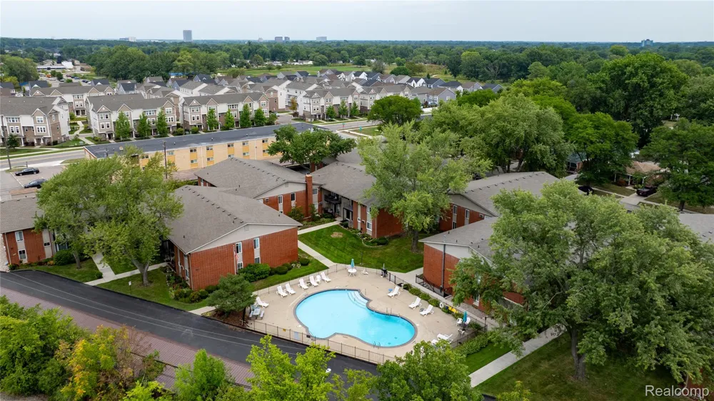 4009 Benjamin Avenue Royal Oak City, MI 48073