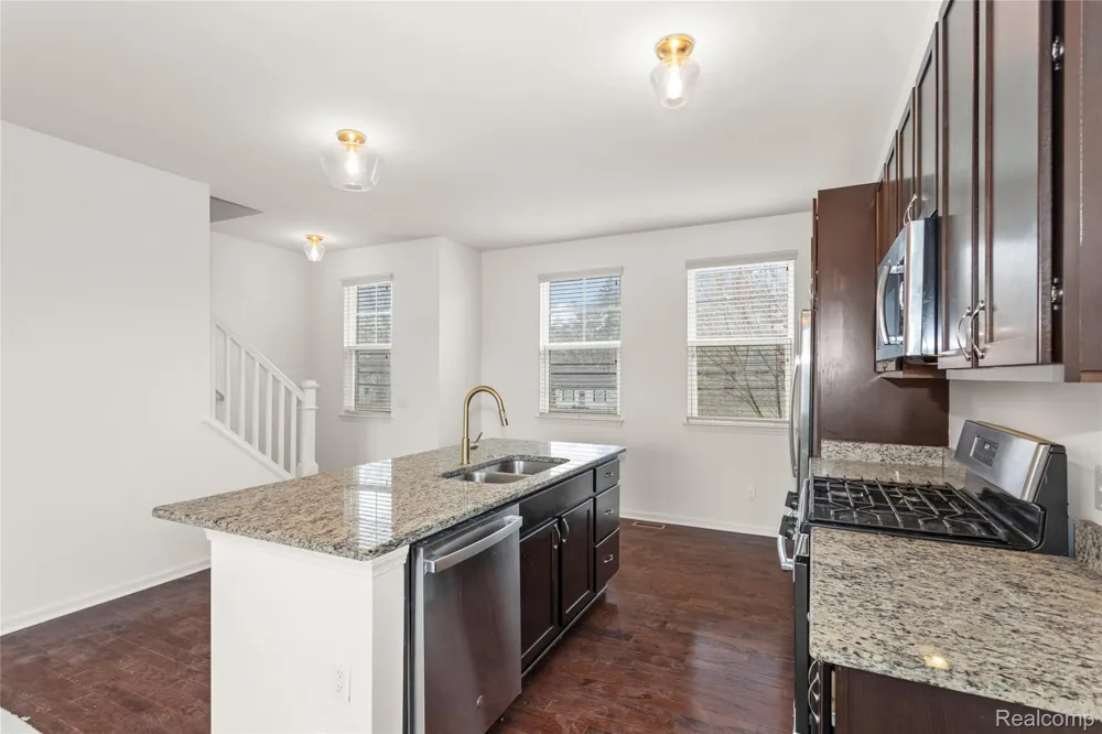 478 Wixom Road Wixom City, MI 48393