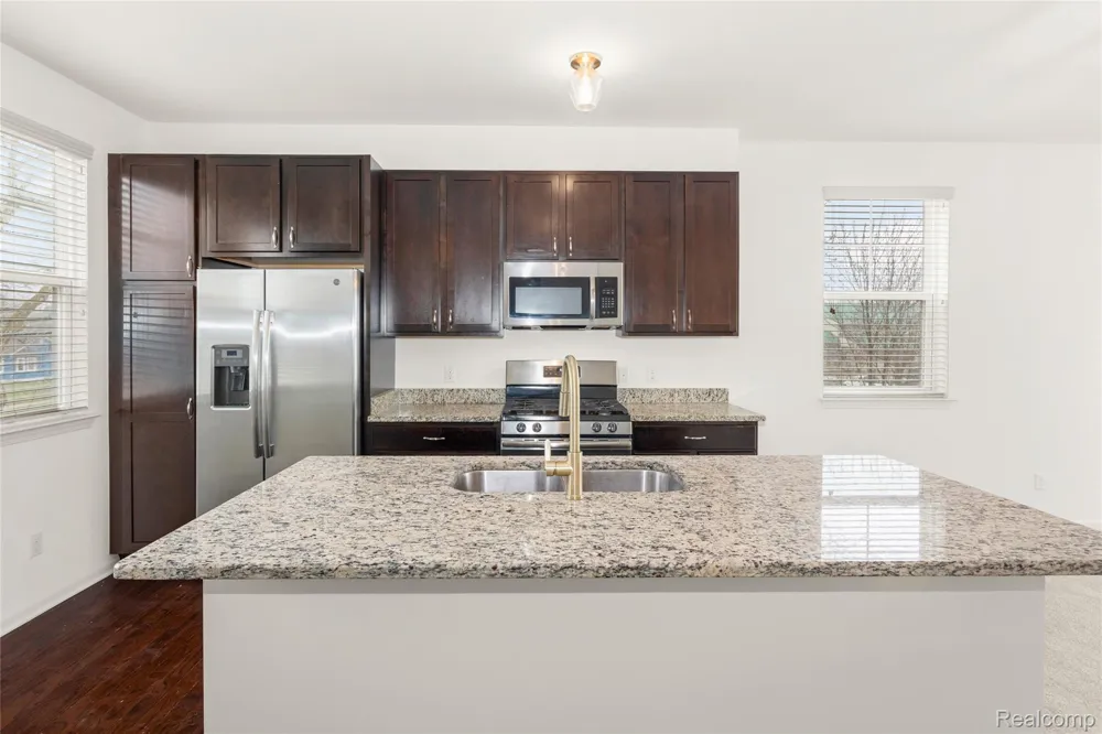 478 Wixom Road Wixom City, MI 48393