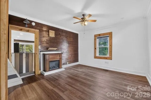 403 SW Spruce Street SW Lenoir, NC 28645