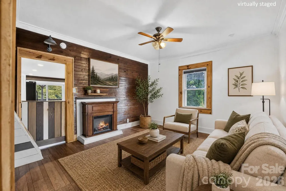 403 SW Spruce Street SW Lenoir, NC 28645