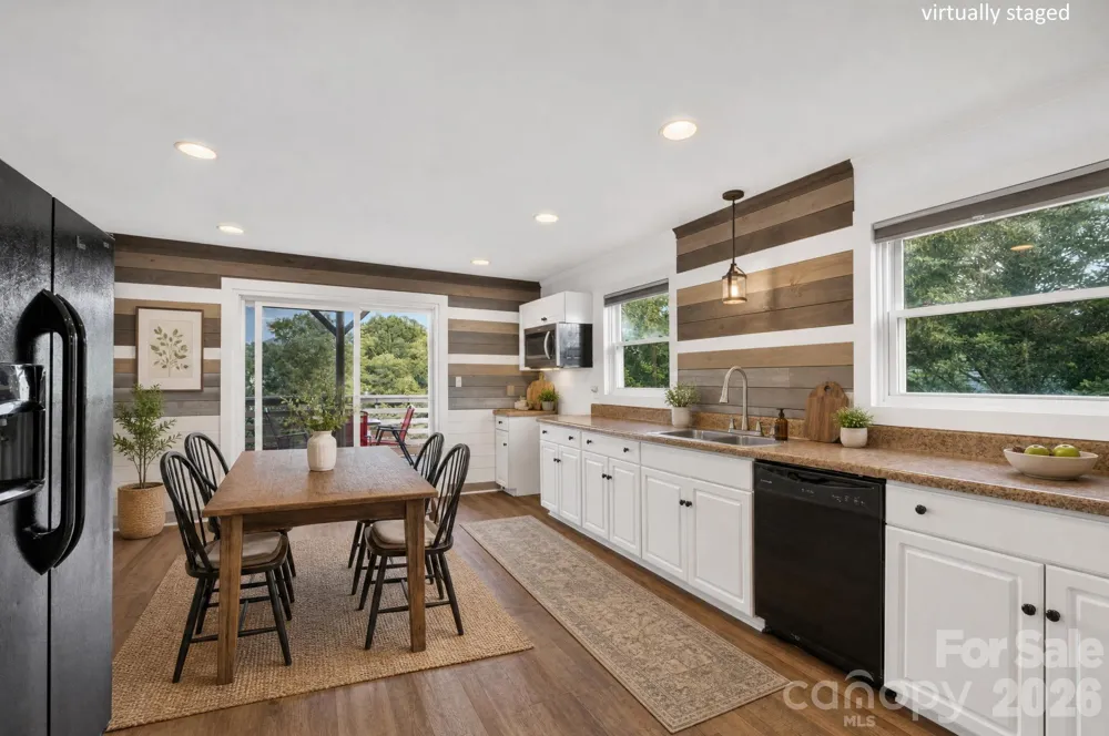 403 SW Spruce Street SW Lenoir, NC 28645