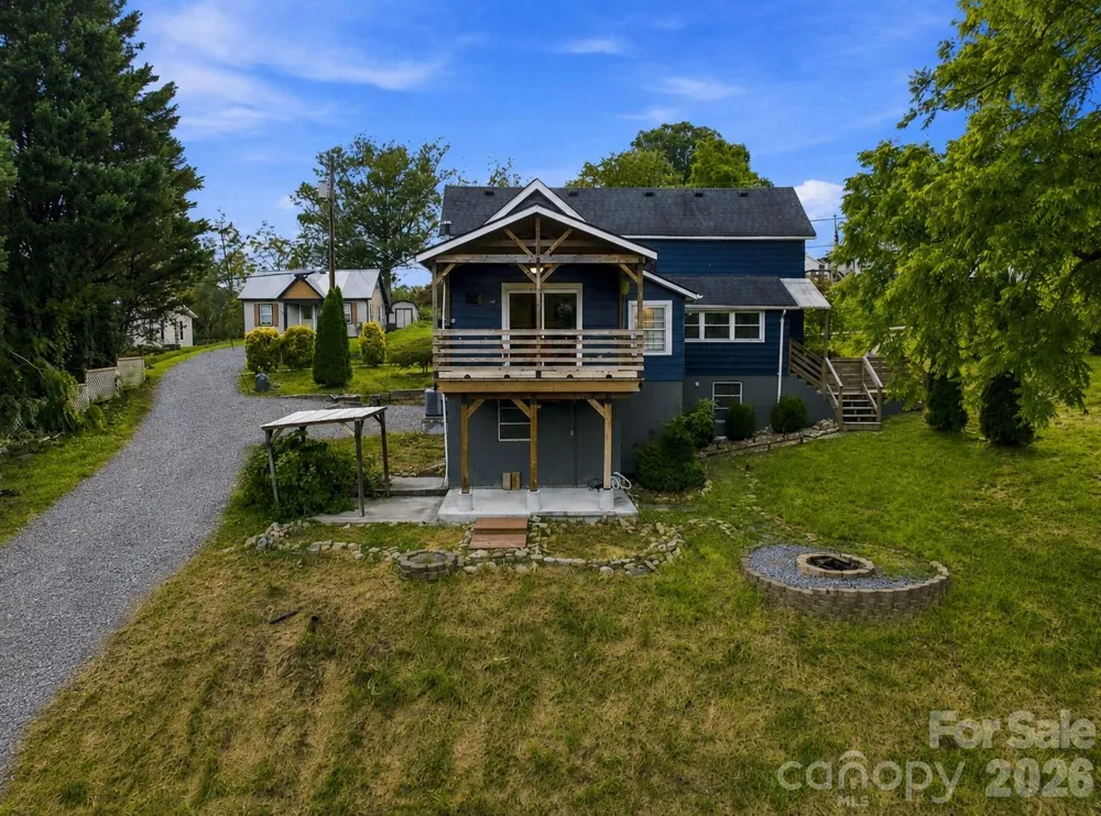 403 SW Spruce Street SW Lenoir, NC 28645